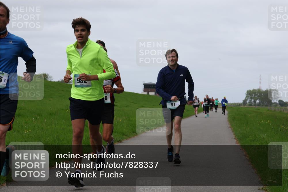04.05.2025 - 8. Wedeler Halbmarathon Yannick Fuchs http://msf.ph/oto/7828337 04.05.2025 11:35:10 Laufen 982, 51 meine-sportfotos.de