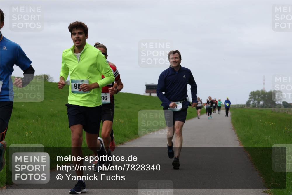 04.05.2025 - 8. Wedeler Halbmarathon Yannick Fuchs http://msf.ph/oto/7828340 04.05.2025 11:35:10 Laufen 98, 86 meine-sportfotos.de