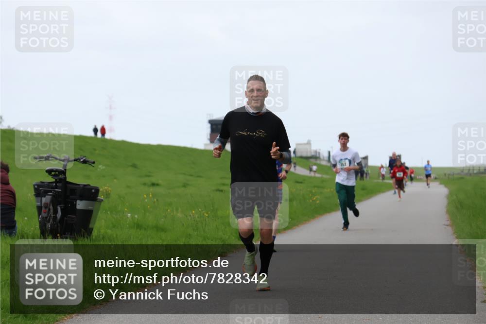 04.05.2025 - 8. Wedeler Halbmarathon Yannick Fuchs http://msf.ph/oto/7828342 04.05.2025 11:16:00 Laufen 2 meine-sportfotos.de