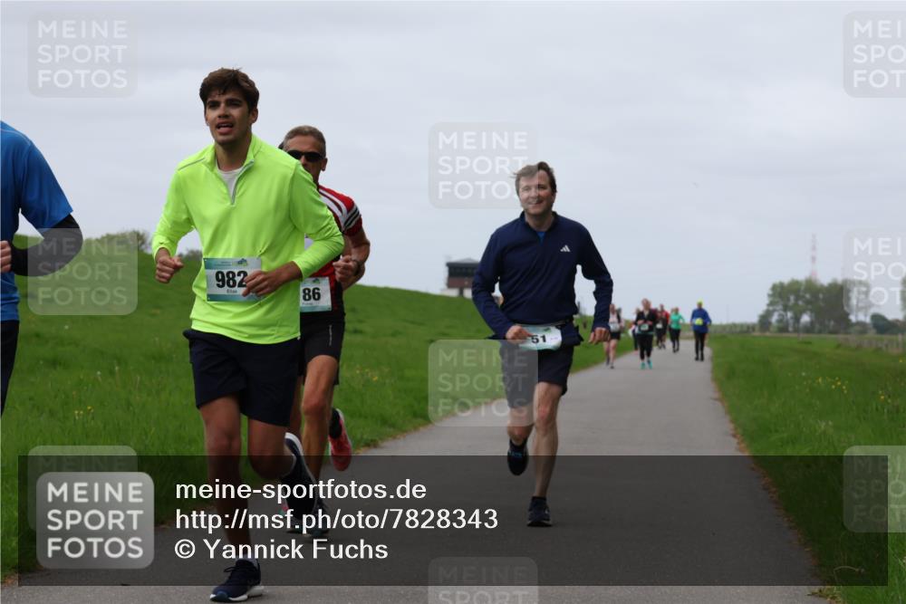 04.05.2025 - 8. Wedeler Halbmarathon Yannick Fuchs http://msf.ph/oto/7828343 04.05.2025 11:35:10 Laufen 982, 86, 98, 2, 51 meine-sportfotos.de