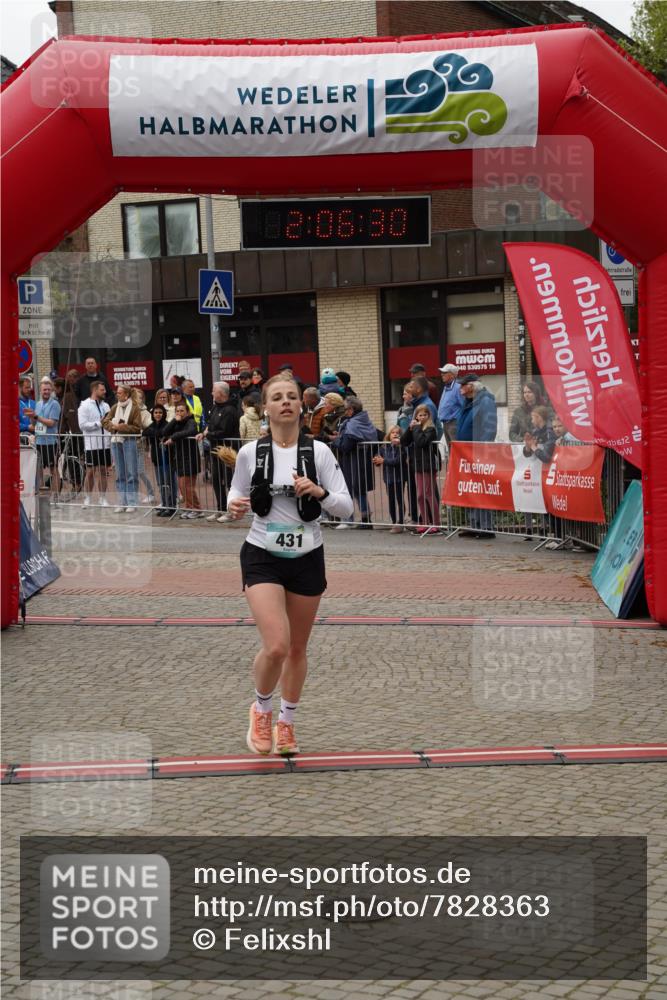 04.05.2025 - 8. Wedeler Halbmarathon Felixshl http://msf.ph/oto/7828363 04.05.2025 12:06:27 Ziel 200, 431 meine-sportfotos.de