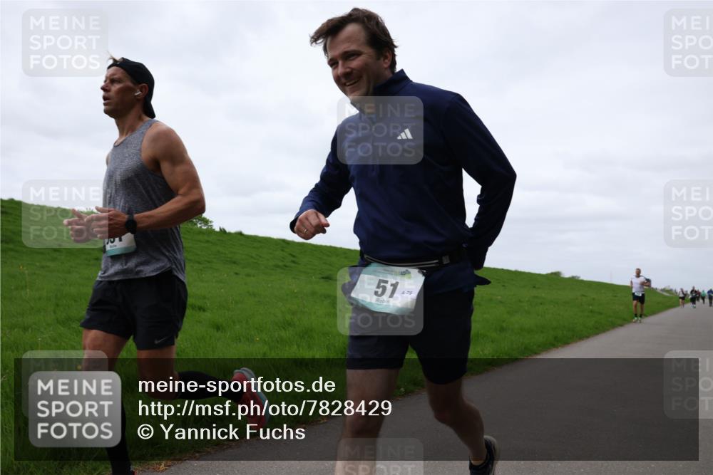 04.05.2025 - 8. Wedeler Halbmarathon Yannick Fuchs http://msf.ph/oto/7828429 04.05.2025 11:35:13 Laufen 51, 79 meine-sportfotos.de