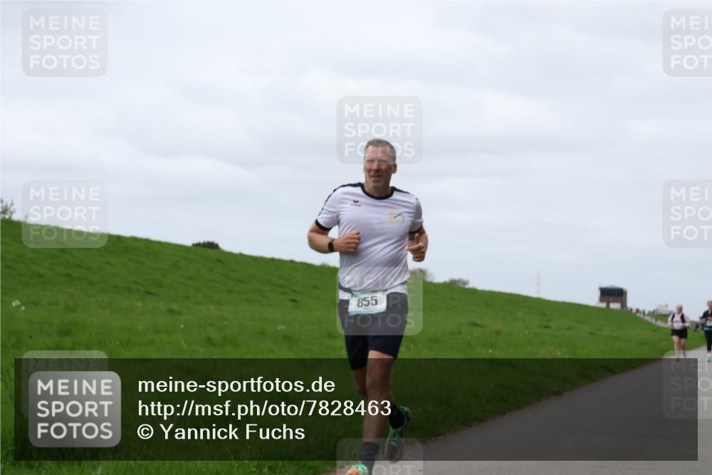 04.05.2025 - 8. Wedeler Halbmarathon Yannick Fuchs http://msf.ph/oto/7828463 04.05.2025 11:35:17 Laufen 855 meine-sportfotos.de