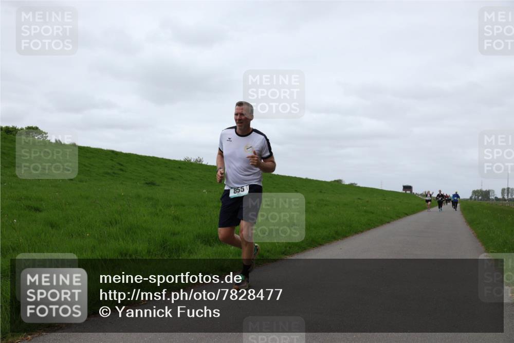 04.05.2025 - 8. Wedeler Halbmarathon Yannick Fuchs http://msf.ph/oto/7828477 04.05.2025 11:35:18 Laufen 855 meine-sportfotos.de