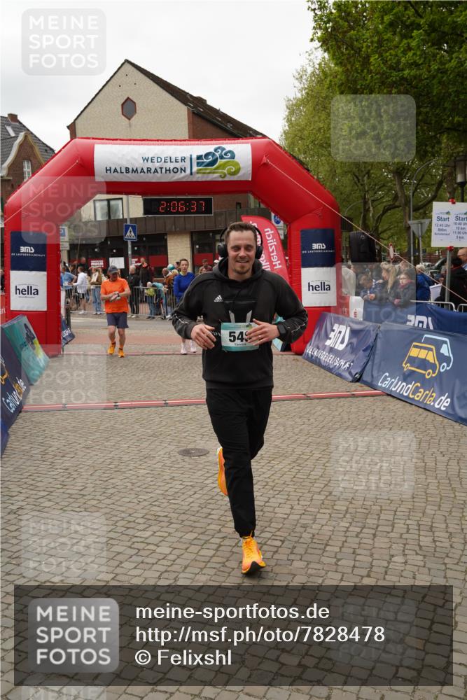 04.05.2025 - 8. Wedeler Halbmarathon Felixshl http://msf.ph/oto/7828478 04.05.2025 12:06:35 Ziel 192, 195, 198, 548, 554 meine-sportfotos.de