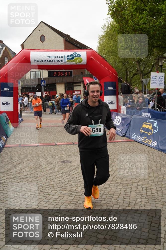 04.05.2025 - 8. Wedeler Halbmarathon Felixshl http://msf.ph/oto/7828486 04.05.2025 12:06:35 Ziel 192, 195, 198, 548, 554 meine-sportfotos.de