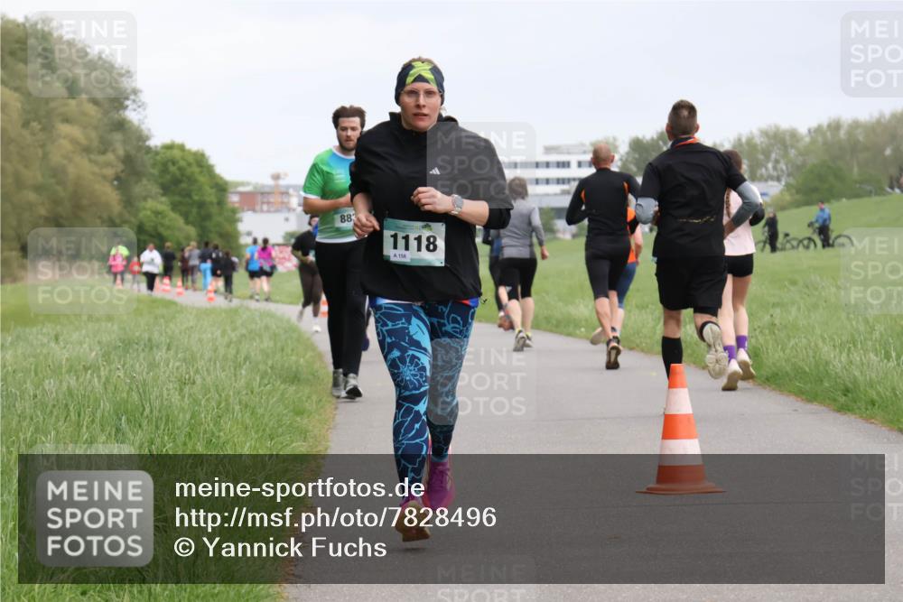 04.05.2025 - 8. Wedeler Halbmarathon Yannick Fuchs http://msf.ph/oto/7828496 04.05.2025 11:16:10 Laufen 883, 1118, 158 meine-sportfotos.de