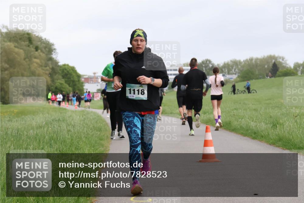 04.05.2025 - 8. Wedeler Halbmarathon Yannick Fuchs http://msf.ph/oto/7828523 04.05.2025 11:16:10 Laufen 1118, 158 meine-sportfotos.de
