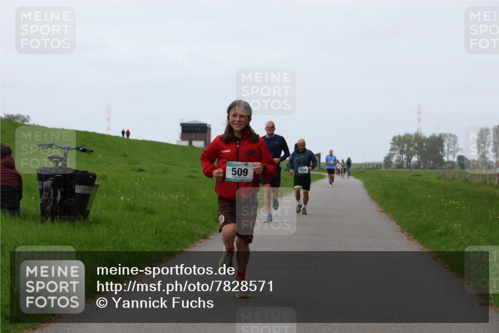 04.05.2025 - 8. Wedeler Halbmarathon Yannick Fuchs http://msf.ph/oto/7828571 04.05.2025 11:16:18 Laufen 509, 1038 meine-sportfotos.de