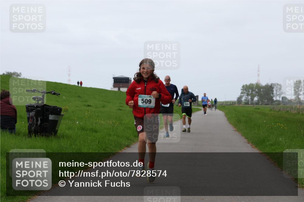 04.05.2025 - 8. Wedeler Halbmarathon Yannick Fuchs http://msf.ph/oto/7828574 04.05.2025 11:16:18 Laufen 509, 1038 meine-sportfotos.de