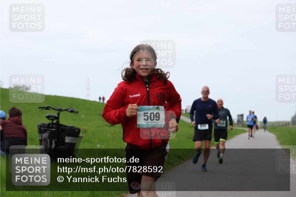 04.05.2025 - 8. Wedeler Halbmarathon Yannick Fuchs http://msf.ph/oto/7828592 04.05.2025 11:16:19 Laufen 910, 509 meine-sportfotos.de