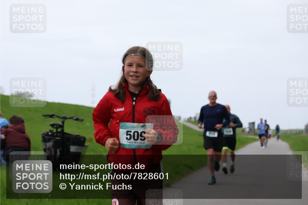 04.05.2025 - 8. Wedeler Halbmarathon Yannick Fuchs http://msf.ph/oto/7828601 04.05.2025 11:16:19 Laufen 509, 978 meine-sportfotos.de