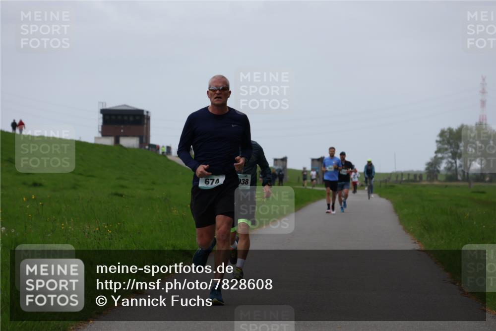 04.05.2025 - 8. Wedeler Halbmarathon Yannick Fuchs http://msf.ph/oto/7828608 04.05.2025 11:16:20 Laufen 674, 38 meine-sportfotos.de
