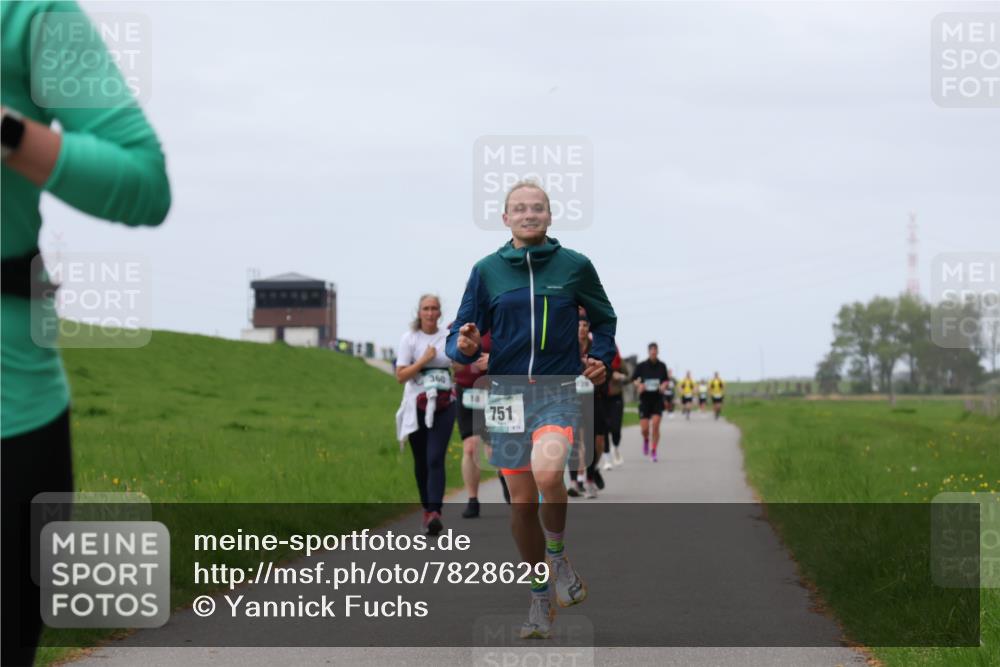 04.05.2025 - 8. Wedeler Halbmarathon Yannick Fuchs http://msf.ph/oto/7828629 04.05.2025 11:35:35 Laufen 360, 18, 751, 874 meine-sportfotos.de