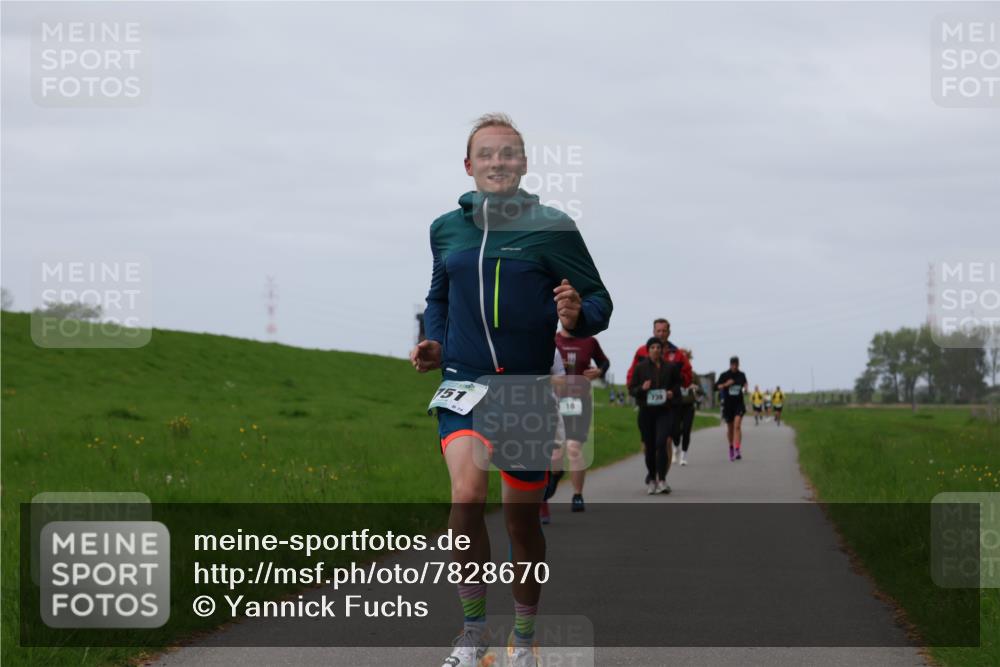 04.05.2025 - 8. Wedeler Halbmarathon Yannick Fuchs http://msf.ph/oto/7828670 04.05.2025 11:35:37 Laufen 151 meine-sportfotos.de