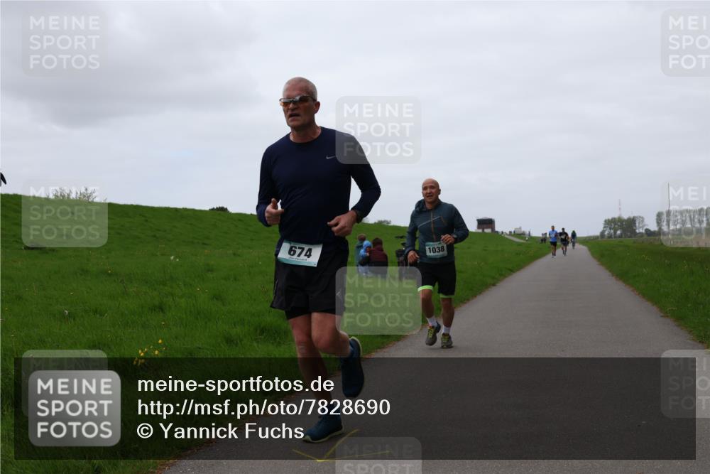 04.05.2025 - 8. Wedeler Halbmarathon Yannick Fuchs http://msf.ph/oto/7828690 04.05.2025 11:16:25 Laufen 1038, 674 meine-sportfotos.de