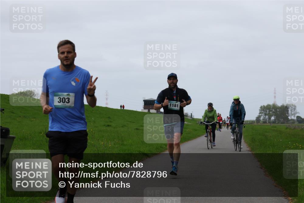 04.05.2025 - 8. Wedeler Halbmarathon Yannick Fuchs http://msf.ph/oto/7828796 04.05.2025 11:16:36 Laufen 303, 1181 meine-sportfotos.de