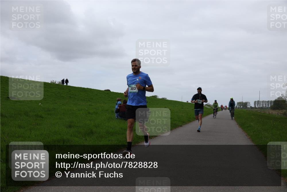 04.05.2025 - 8. Wedeler Halbmarathon Yannick Fuchs http://msf.ph/oto/7828828 04.05.2025 11:16:37 Laufen 303, 1181 meine-sportfotos.de