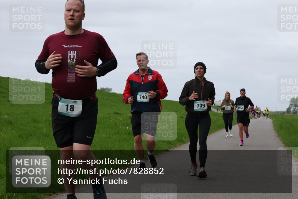 04.05.2025 - 8. Wedeler Halbmarathon Yannick Fuchs http://msf.ph/oto/7828852 04.05.2025 11:35:47 Laufen 18, 740, 739, 759, 1159 meine-sportfotos.de