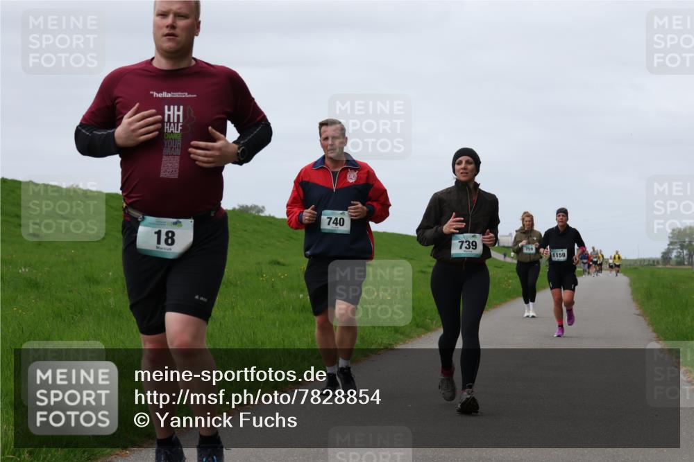 04.05.2025 - 8. Wedeler Halbmarathon Yannick Fuchs http://msf.ph/oto/7828854 04.05.2025 11:35:47 Laufen 18, 740, 739, 759, 1159 meine-sportfotos.de