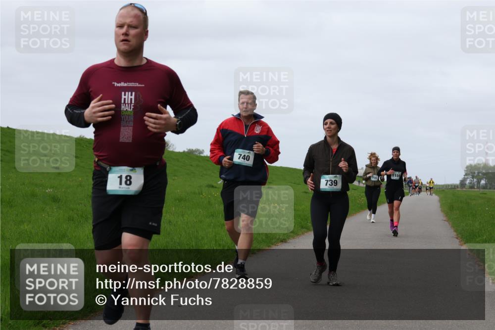 04.05.2025 - 8. Wedeler Halbmarathon Yannick Fuchs http://msf.ph/oto/7828859 04.05.2025 11:35:47 Laufen 15, 18, 740, 1159, 739 meine-sportfotos.de