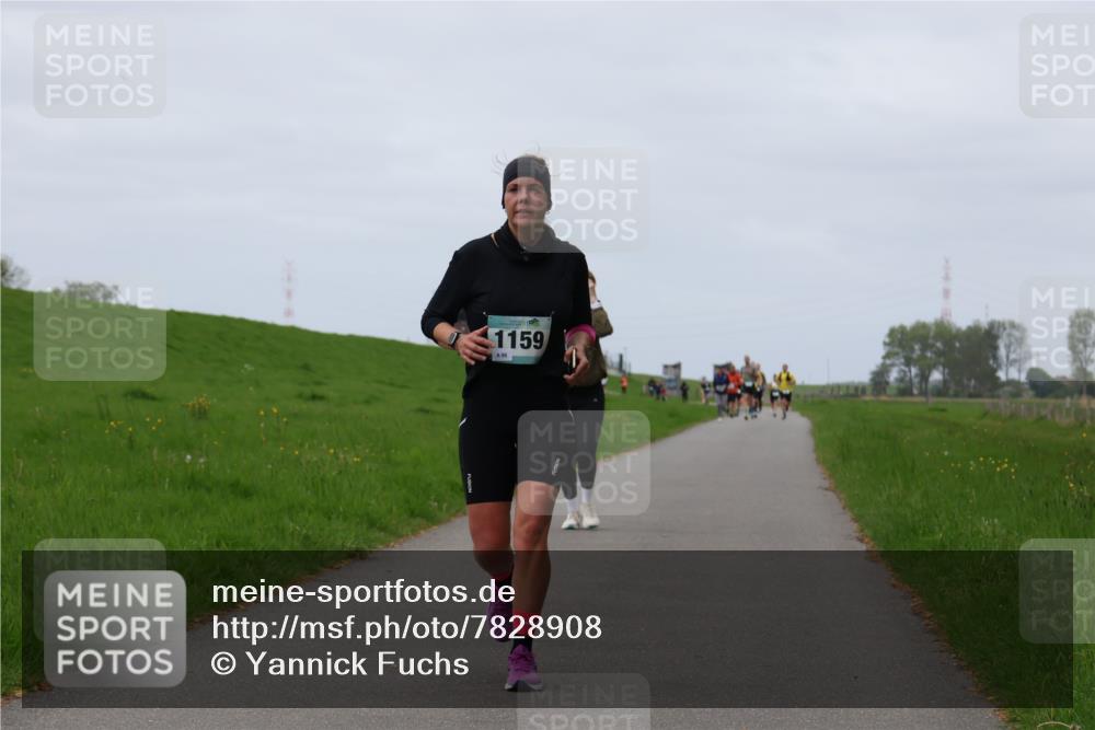 04.05.2025 - 8. Wedeler Halbmarathon Yannick Fuchs http://msf.ph/oto/7828908 04.05.2025 11:35:51 Laufen 1159 meine-sportfotos.de