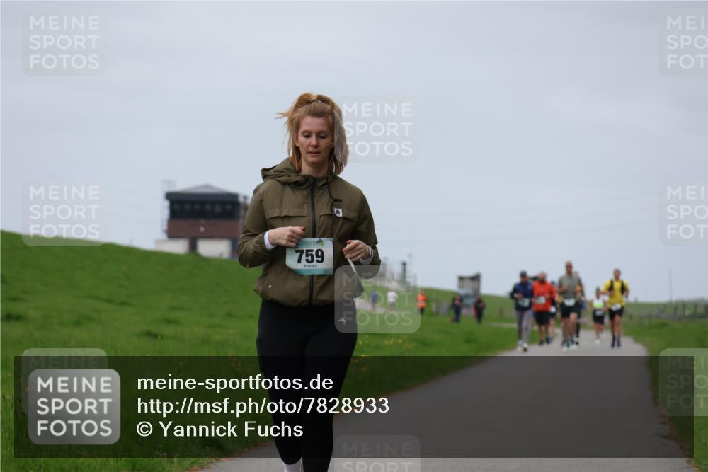 04.05.2025 - 8. Wedeler Halbmarathon Yannick Fuchs http://msf.ph/oto/7828933 04.05.2025 11:35:53 Laufen 759 meine-sportfotos.de