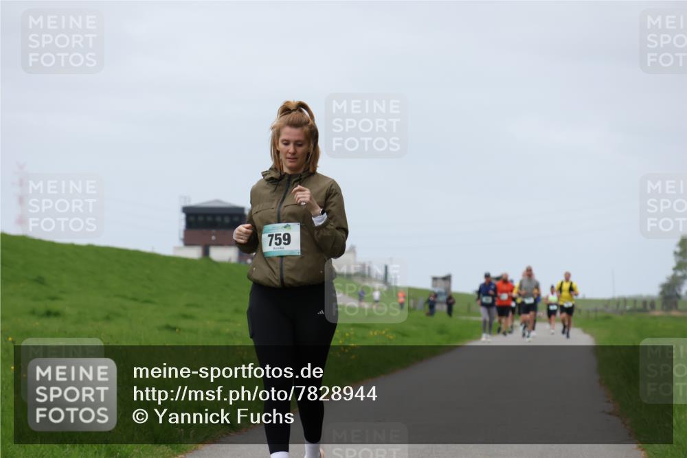 04.05.2025 - 8. Wedeler Halbmarathon Yannick Fuchs http://msf.ph/oto/7828944 04.05.2025 11:35:54 Laufen 759 meine-sportfotos.de