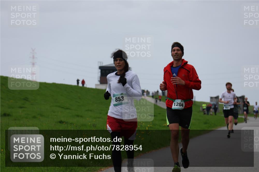 04.05.2025 - 8. Wedeler Halbmarathon Yannick Fuchs http://msf.ph/oto/7828954 04.05.2025 11:17:01 Laufen 853, 1204 meine-sportfotos.de