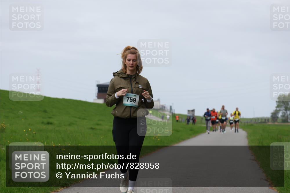 04.05.2025 - 8. Wedeler Halbmarathon Yannick Fuchs http://msf.ph/oto/7828958 04.05.2025 11:35:54 Laufen 759 meine-sportfotos.de