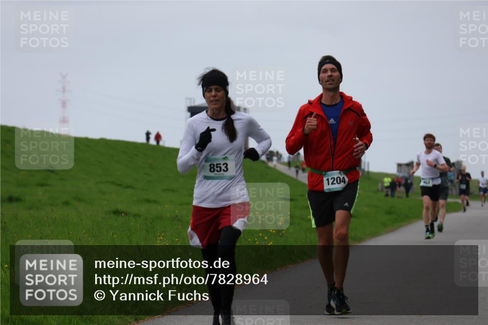 04.05.2025 - 8. Wedeler Halbmarathon Yannick Fuchs http://msf.ph/oto/7828964 04.05.2025 11:17:01 Laufen 853, 1204 meine-sportfotos.de