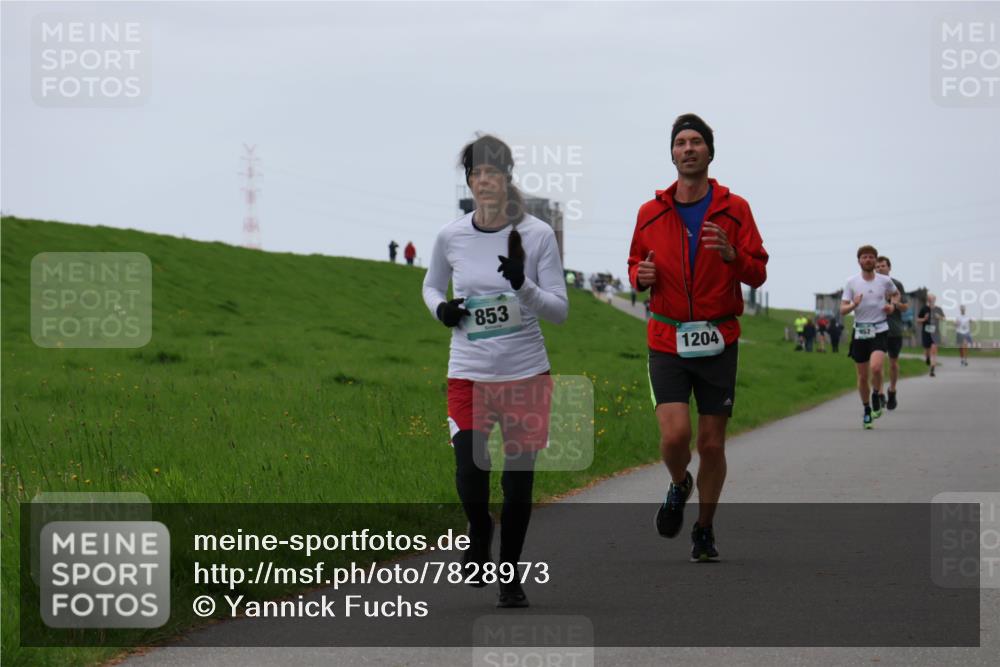 04.05.2025 - 8. Wedeler Halbmarathon Yannick Fuchs http://msf.ph/oto/7828973 04.05.2025 11:17:01 Laufen 853, 1204 meine-sportfotos.de