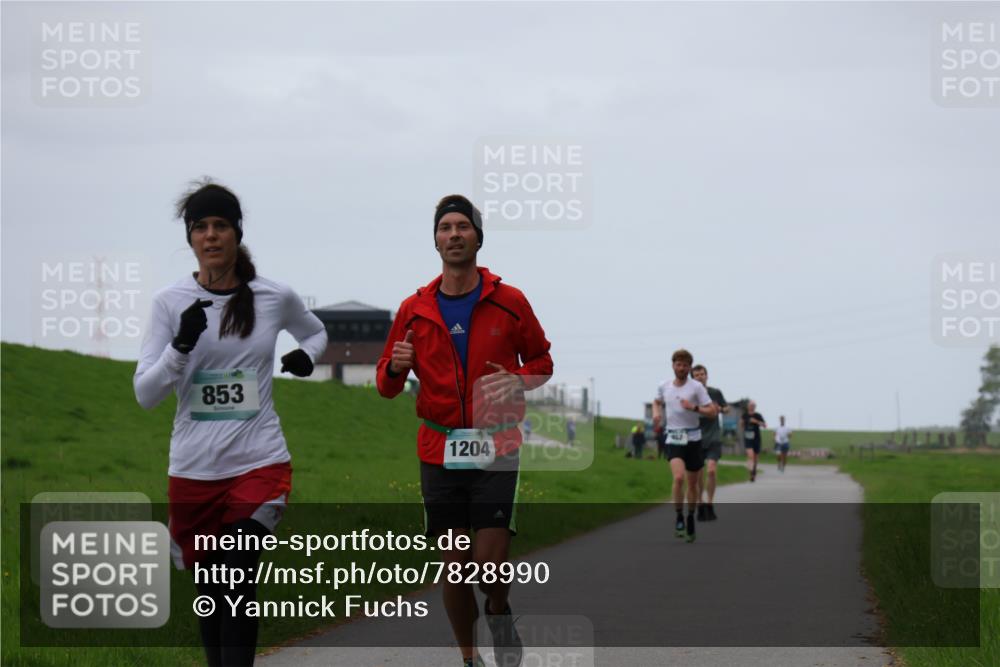 04.05.2025 - 8. Wedeler Halbmarathon Yannick Fuchs http://msf.ph/oto/7828990 04.05.2025 11:17:02 Laufen 853, 1204 meine-sportfotos.de