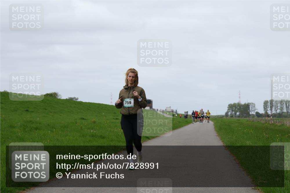 04.05.2025 - 8. Wedeler Halbmarathon Yannick Fuchs http://msf.ph/oto/7828991 04.05.2025 11:35:56 Laufen 759 meine-sportfotos.de