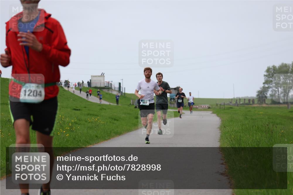 04.05.2025 - 8. Wedeler Halbmarathon Yannick Fuchs http://msf.ph/oto/7828998 04.05.2025 11:17:04 Laufen 1204, 957 meine-sportfotos.de