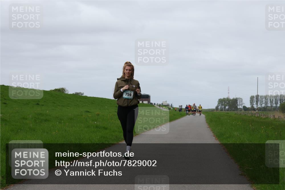 04.05.2025 - 8. Wedeler Halbmarathon Yannick Fuchs http://msf.ph/oto/7829002 04.05.2025 11:35:56 Laufen 759 meine-sportfotos.de