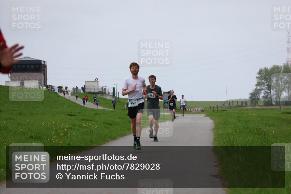 04.05.2025 - 8. Wedeler Halbmarathon Yannick Fuchs http://msf.ph/oto/7829028 04.05.2025 11:17:05 Laufen 957, 862 meine-sportfotos.de