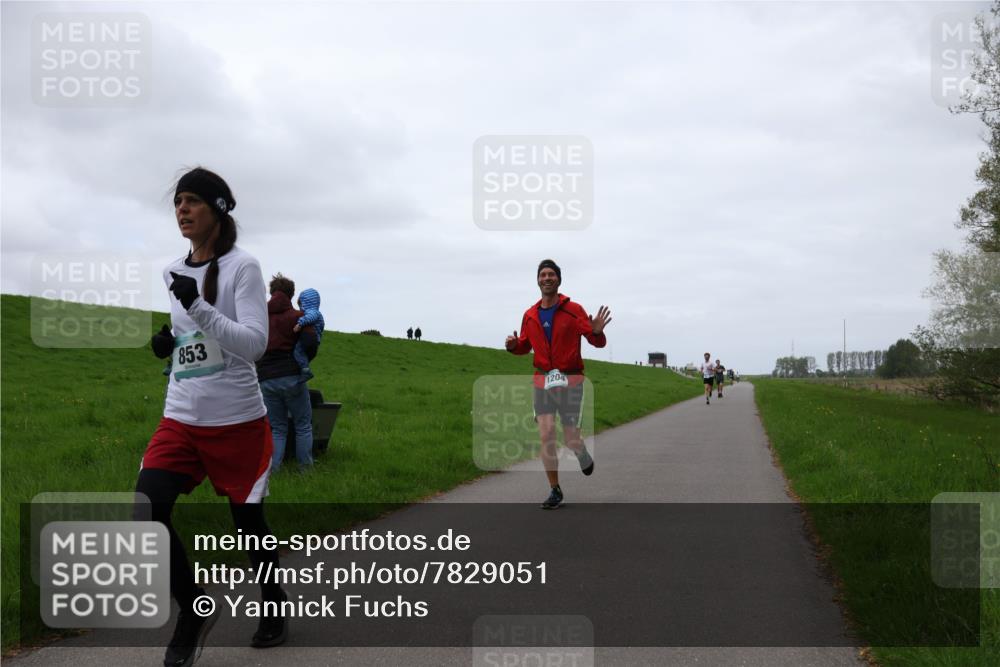04.05.2025 - 8. Wedeler Halbmarathon Yannick Fuchs http://msf.ph/oto/7829051 04.05.2025 11:17:06 Laufen 853, 1204 meine-sportfotos.de