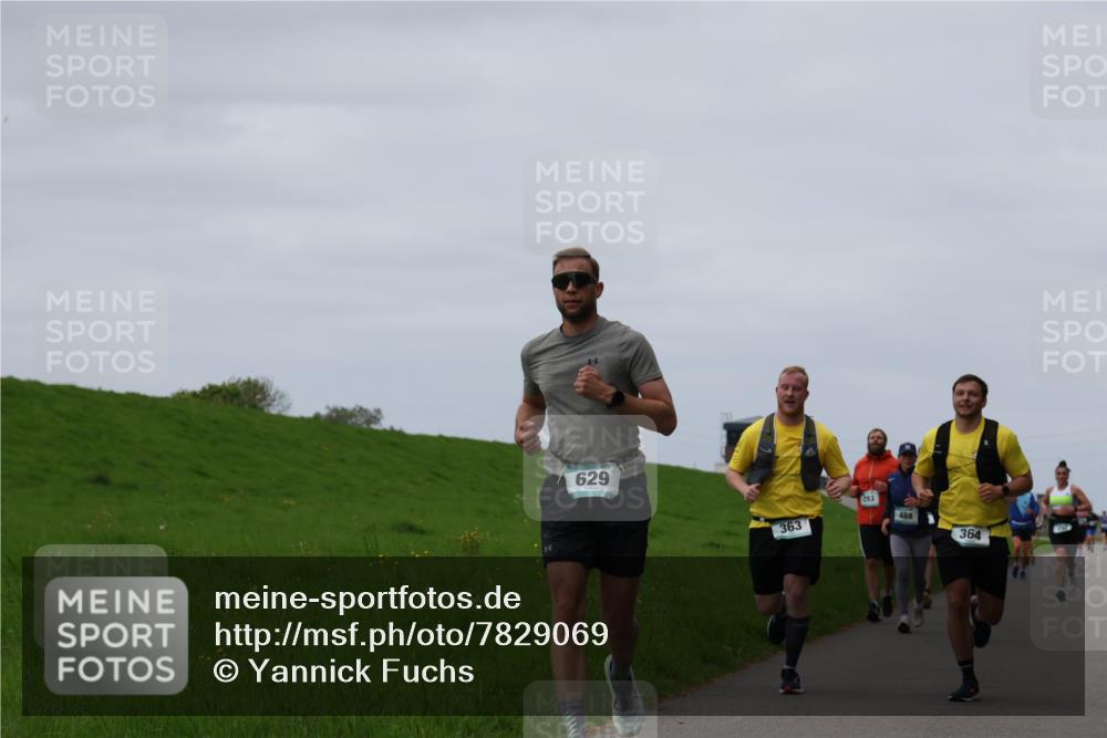 04.05.2025 - 8. Wedeler Halbmarathon Yannick Fuchs http://msf.ph/oto/7829069 04.05.2025 11:36:18 Laufen 629, 363, 293, 488, 364 meine-sportfotos.de