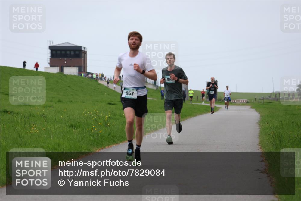04.05.2025 - 8. Wedeler Halbmarathon Yannick Fuchs http://msf.ph/oto/7829084 04.05.2025 11:17:08 Laufen 957, 862 meine-sportfotos.de