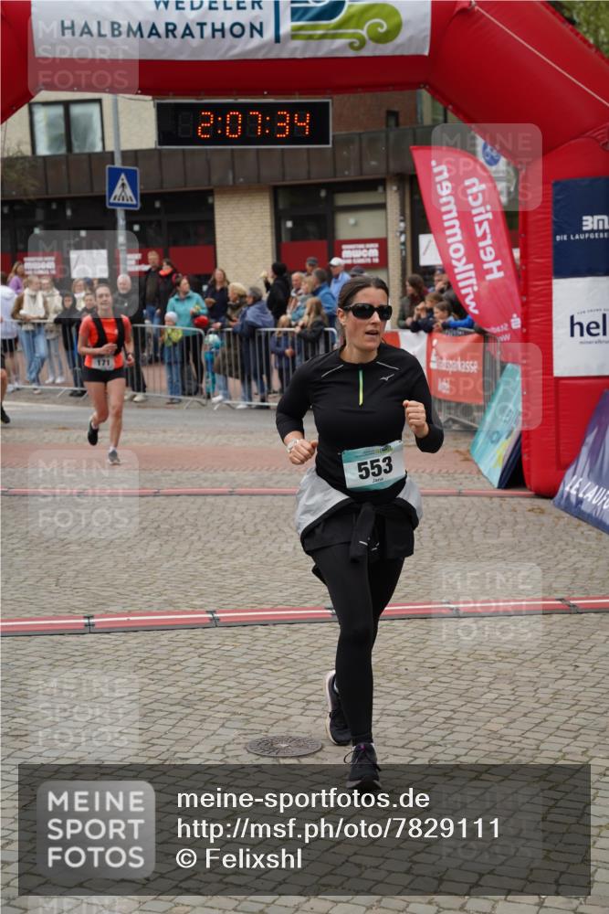 04.05.2025 - 8. Wedeler Halbmarathon Felixshl http://msf.ph/oto/7829111 04.05.2025 12:07:32 Ziel 95, 171, 553 meine-sportfotos.de