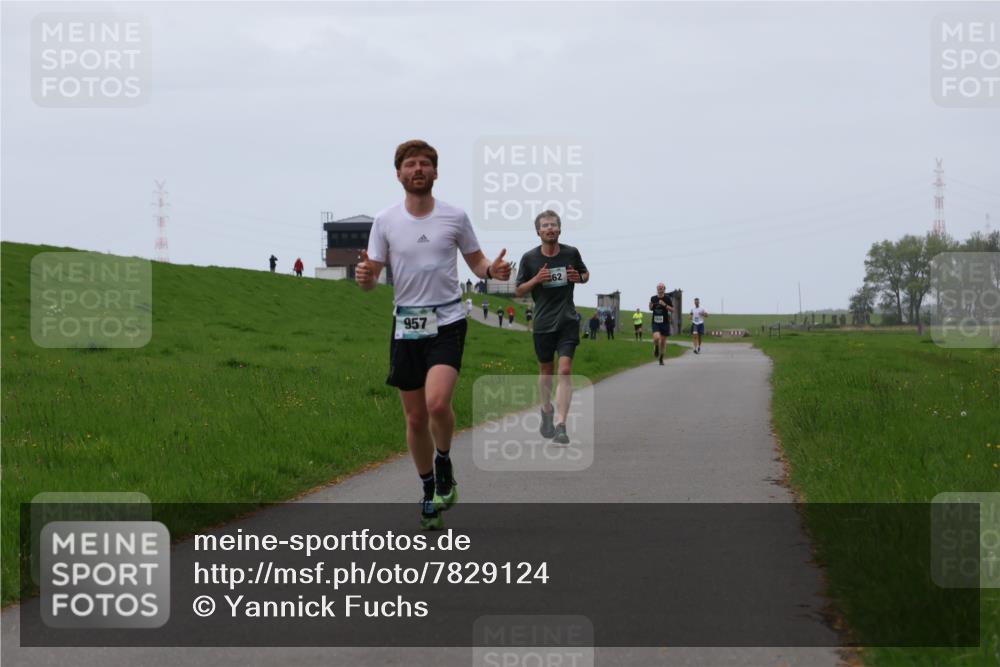 04.05.2025 - 8. Wedeler Halbmarathon Yannick Fuchs http://msf.ph/oto/7829124 04.05.2025 11:17:09 Laufen 957, 62 meine-sportfotos.de