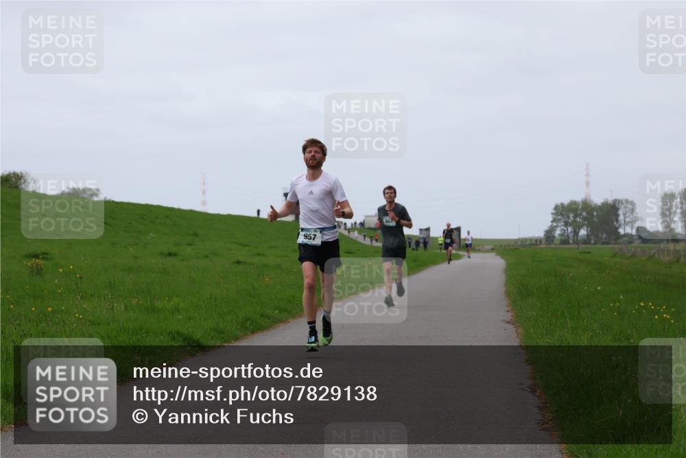 04.05.2025 - 8. Wedeler Halbmarathon Yannick Fuchs http://msf.ph/oto/7829138 04.05.2025 11:17:10 Laufen 957, 862 meine-sportfotos.de