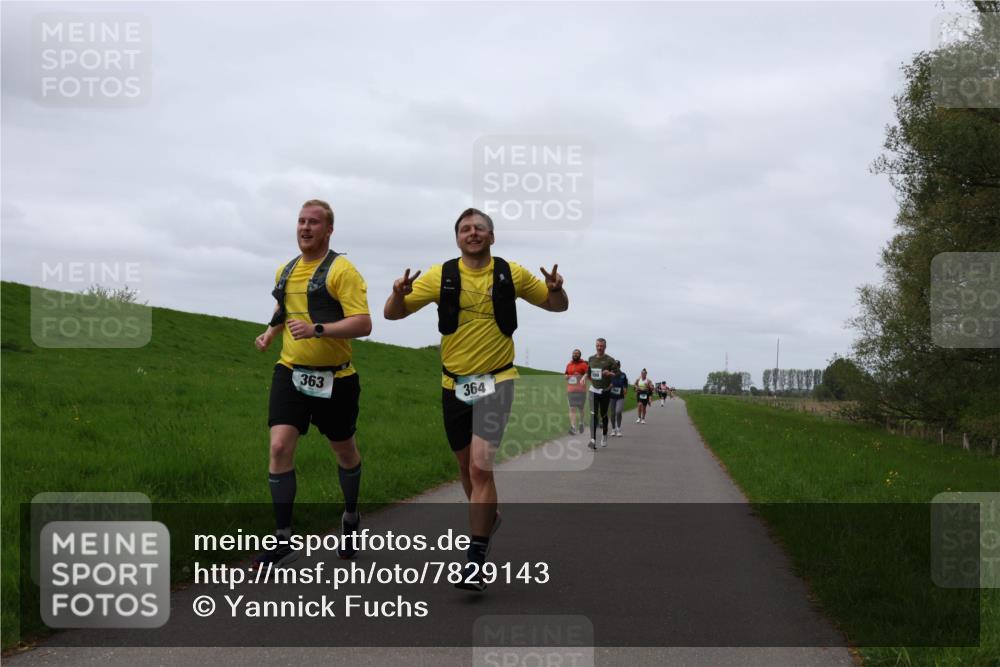 04.05.2025 - 8. Wedeler Halbmarathon Yannick Fuchs http://msf.ph/oto/7829143 04.05.2025 11:36:23 Laufen 363, 364 meine-sportfotos.de