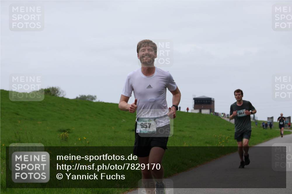 04.05.2025 - 8. Wedeler Halbmarathon Yannick Fuchs http://msf.ph/oto/7829170 04.05.2025 11:17:12 Laufen 957, 862 meine-sportfotos.de