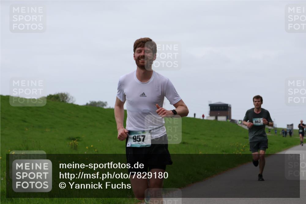 04.05.2025 - 8. Wedeler Halbmarathon Yannick Fuchs http://msf.ph/oto/7829180 04.05.2025 11:17:12 Laufen 957, 862 meine-sportfotos.de