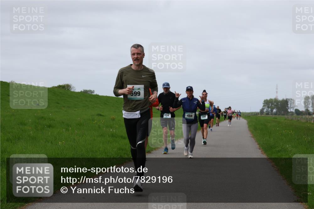 04.05.2025 - 8. Wedeler Halbmarathon Yannick Fuchs http://msf.ph/oto/7829196 04.05.2025 11:36:25 Laufen 599, 434, 488, 125 meine-sportfotos.de