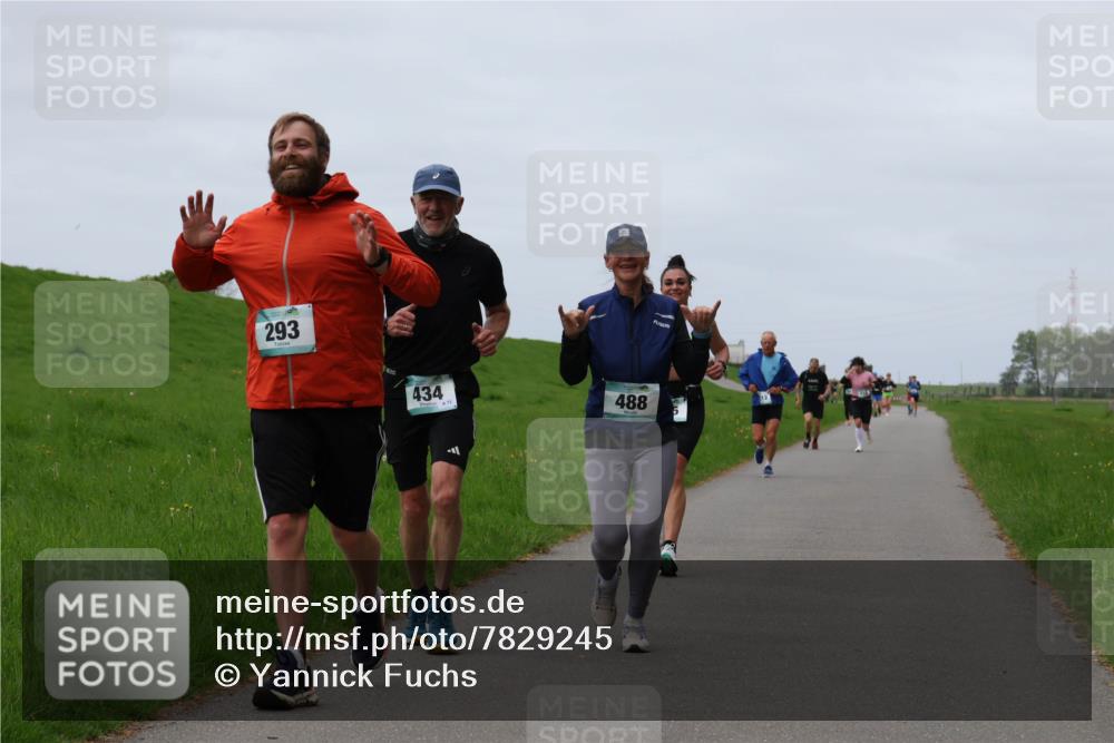 04.05.2025 - 8. Wedeler Halbmarathon Yannick Fuchs http://msf.ph/oto/7829245 04.05.2025 11:36:27 Laufen 293, 434, 72, 488 meine-sportfotos.de