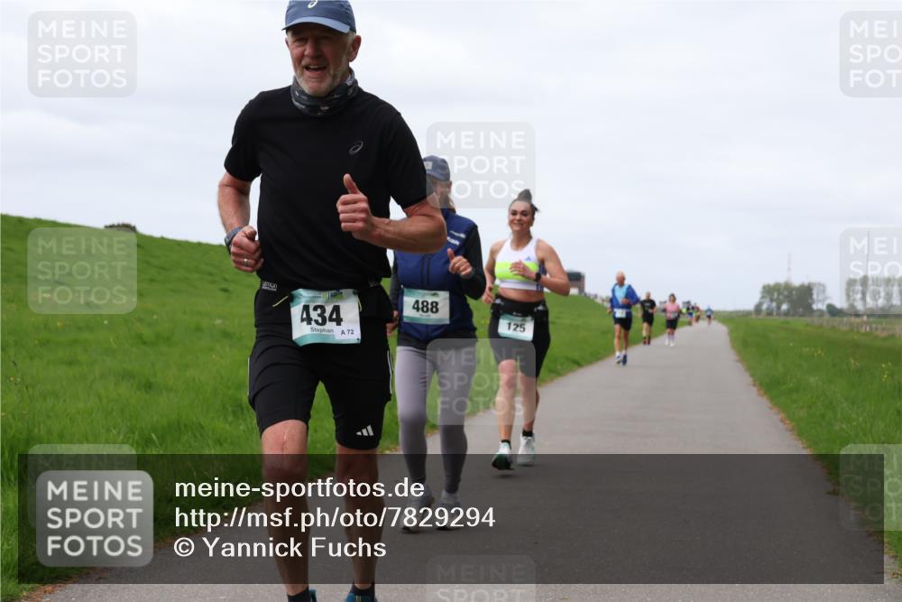 04.05.2025 - 8. Wedeler Halbmarathon Yannick Fuchs http://msf.ph/oto/7829294 04.05.2025 11:36:30 Laufen 434, 72, 488, 125 meine-sportfotos.de