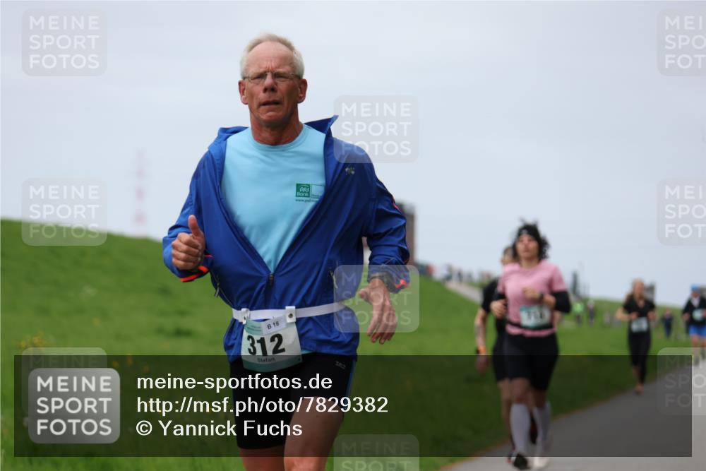 04.05.2025 - 8. Wedeler Halbmarathon Yannick Fuchs http://msf.ph/oto/7829382 04.05.2025 11:36:35 Laufen 15, 312 meine-sportfotos.de